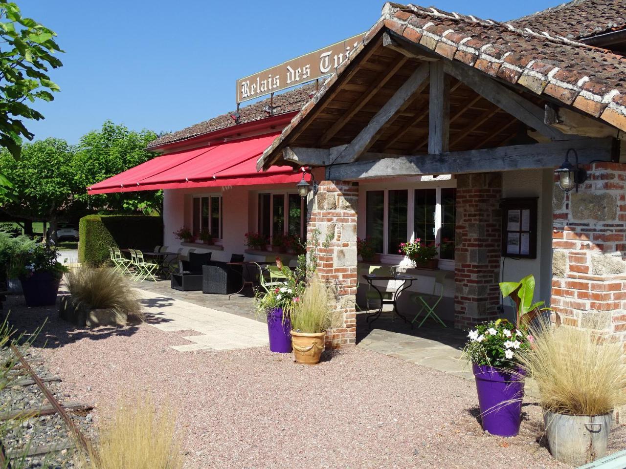 Hôtel le Relais des Tuileries à Sereilhac Extérieur photo